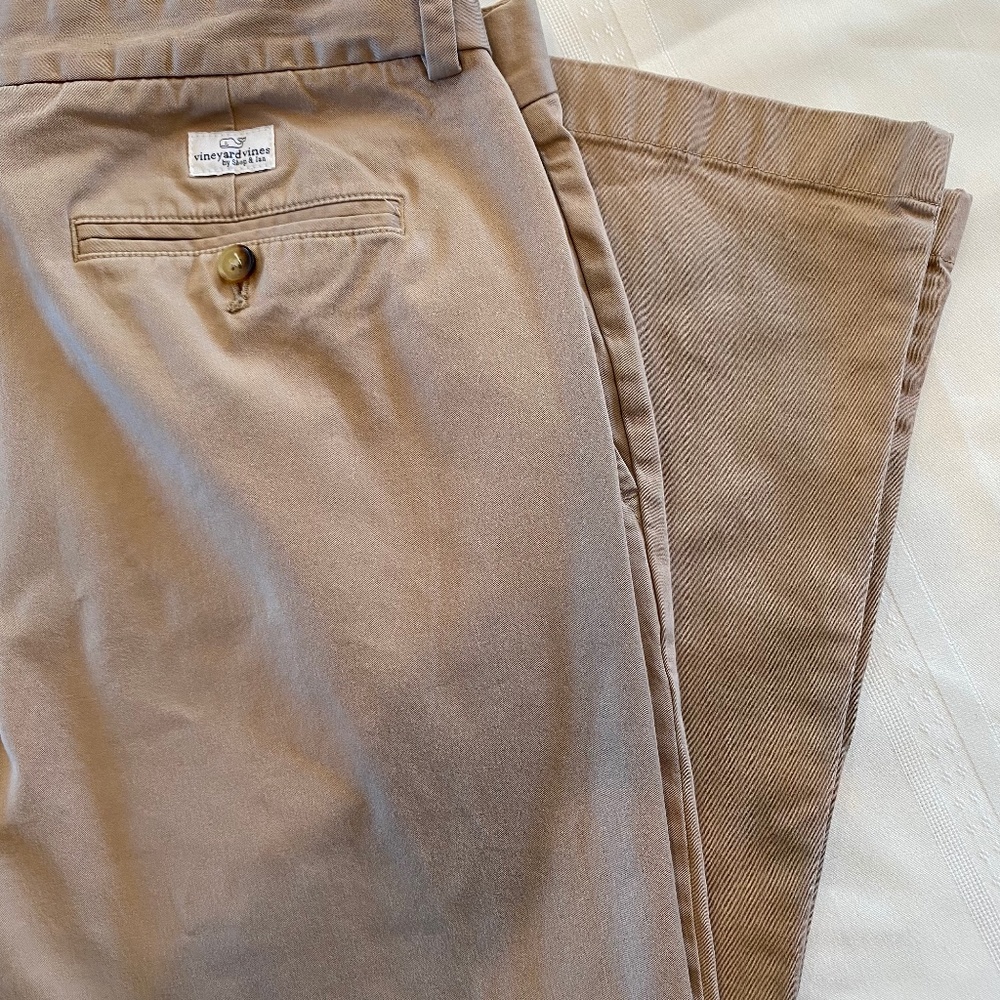 VINEYARD VINES. Men's Khaki pants. 34x30
